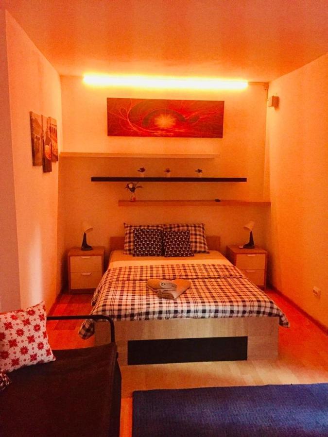 Central Charming Apartments Bucarest Extérieur photo